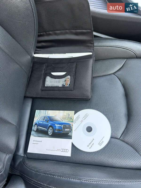 Внедорожник / Кроссовер Audi Q7 2015 в Подгайцах
