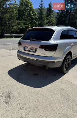 Внедорожник / Кроссовер Audi Q7 2006 в 