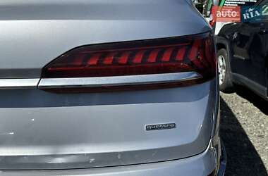Внедорожник / Кроссовер Audi Q7 2021 в 