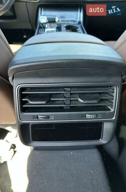 Внедорожник / Кроссовер Audi Q7 2021 в 