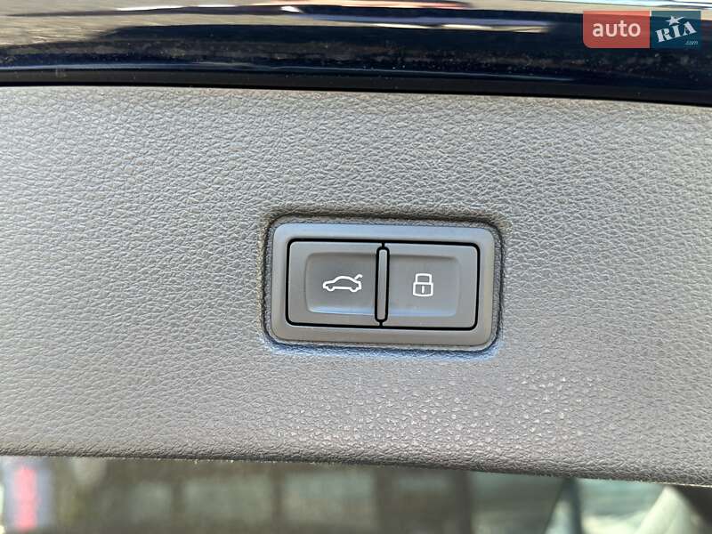 Внедорожник / Кроссовер Audi Q7 2017 в Луцке