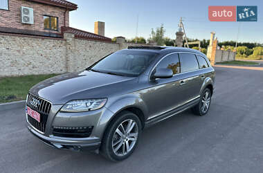 Внедорожник / Кроссовер Audi Q7 2009 в 