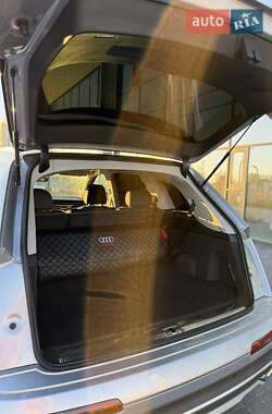 Внедорожник / Кроссовер Audi Q7 2022 в 