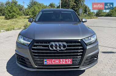Внедорожник / Кроссовер Audi Q7 2018 в 