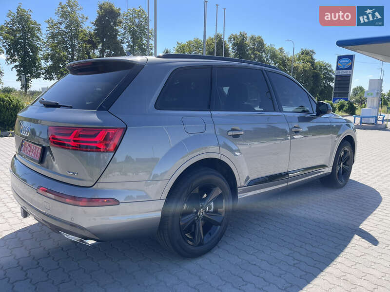 Внедорожник / Кроссовер Audi Q7 2018 в Виннице