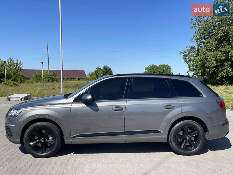 Внедорожник / Кроссовер Audi Q7 2018 в Виннице