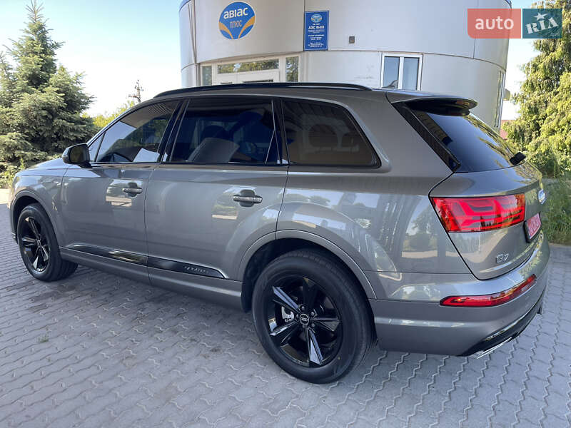 Внедорожник / Кроссовер Audi Q7 2018 в Виннице