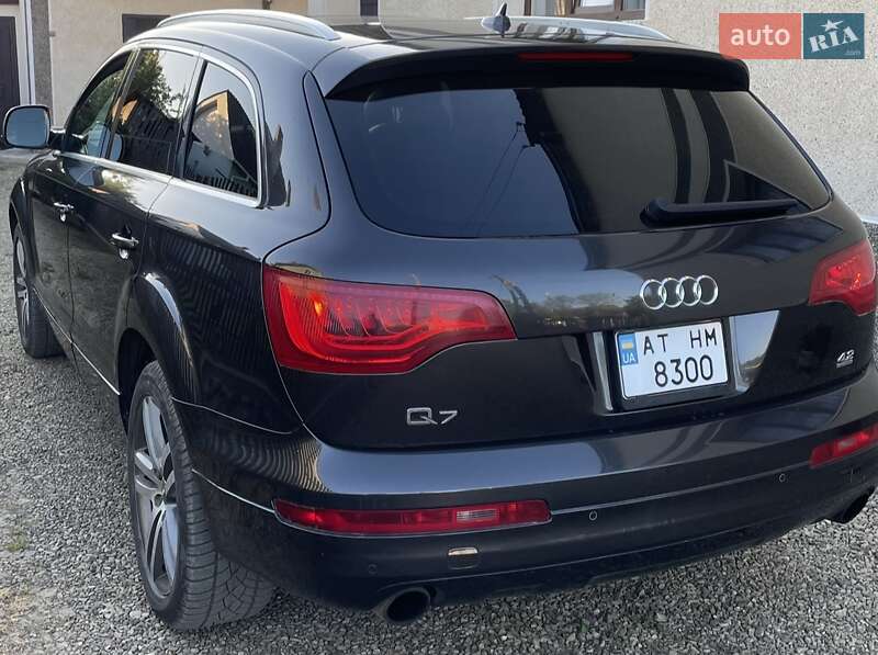 Внедорожник / Кроссовер Audi Q7 2007 в Калуше