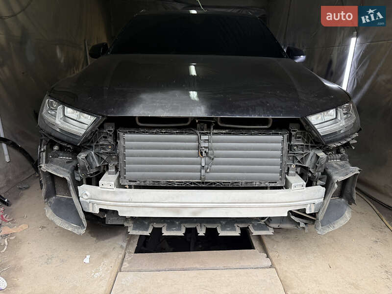 Внедорожник / Кроссовер Audi Q7 2018 в Киеве