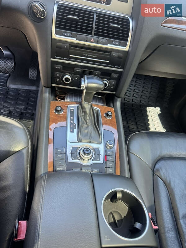 Внедорожник / Кроссовер Audi Q7 2012 в Ивано-Франковске