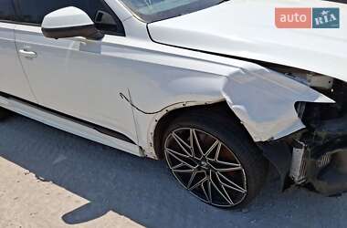Позашляховик / Кросовер Audi Q7 2020 в 