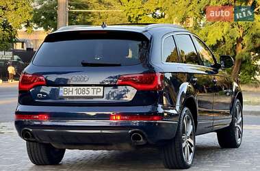 Позашляховик / Кросовер Audi Q7 2012 в 