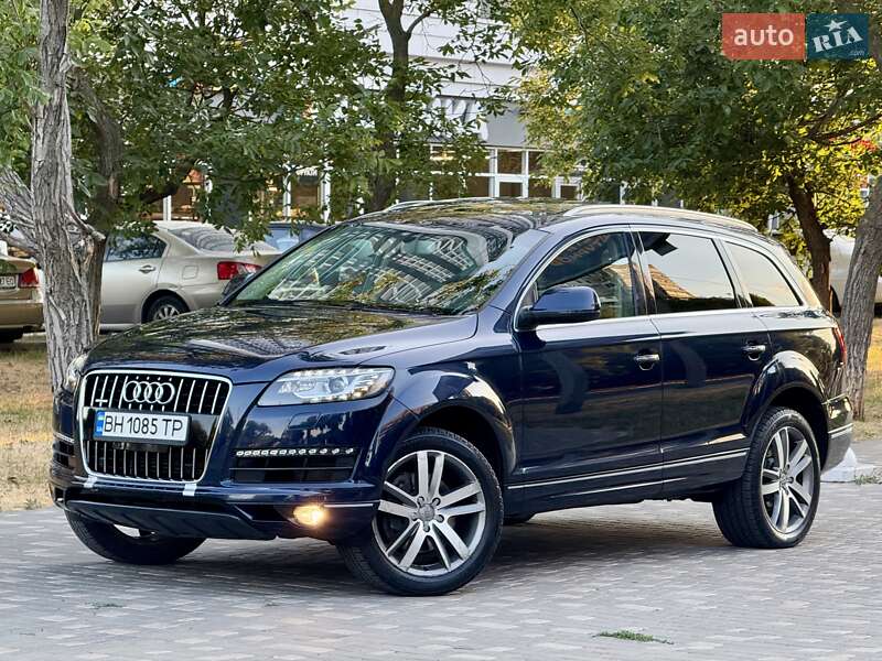 Внедорожник / Кроссовер Audi Q7 2012 в Одессе