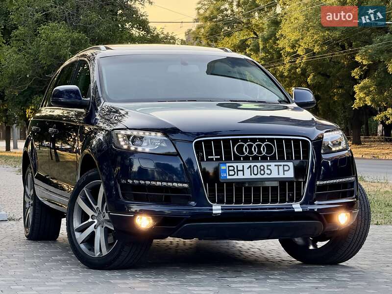 Внедорожник / Кроссовер Audi Q7 2012 в Одессе