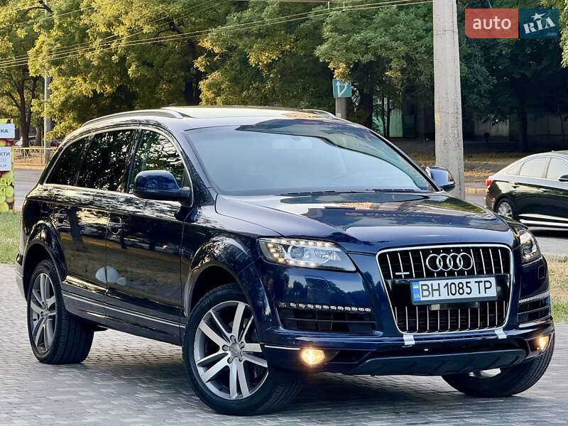 Внедорожник / Кроссовер Audi Q7 2012 в Одессе