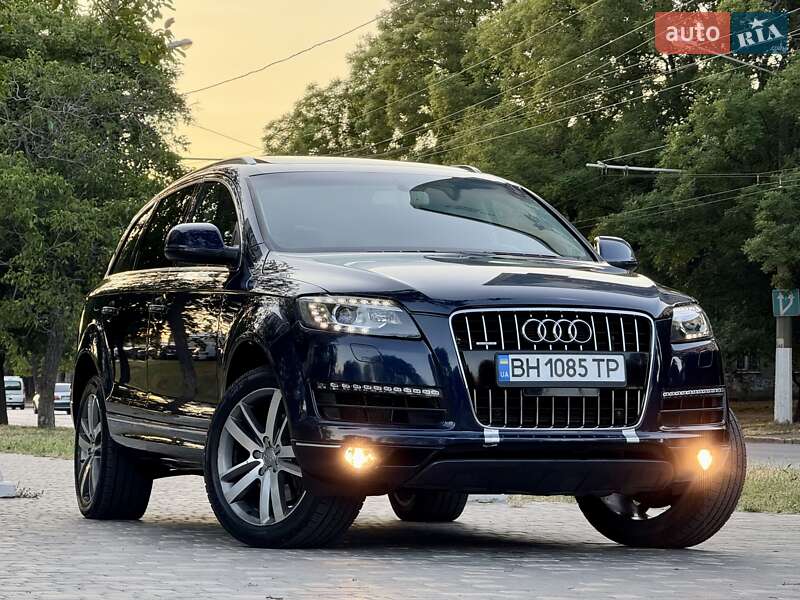 Внедорожник / Кроссовер Audi Q7 2012 в Одессе