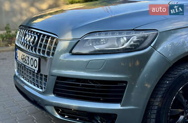 Внедорожник / Кроссовер Audi Q7 2006 в 