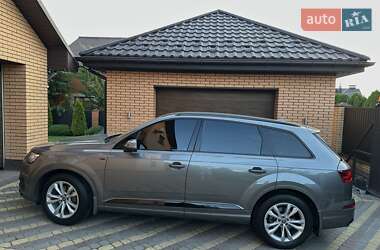 Внедорожник / Кроссовер Audi Q7 2017 в Виннице