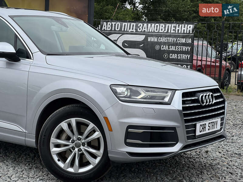 Внедорожник / Кроссовер Audi Q7 2017 в Стрые