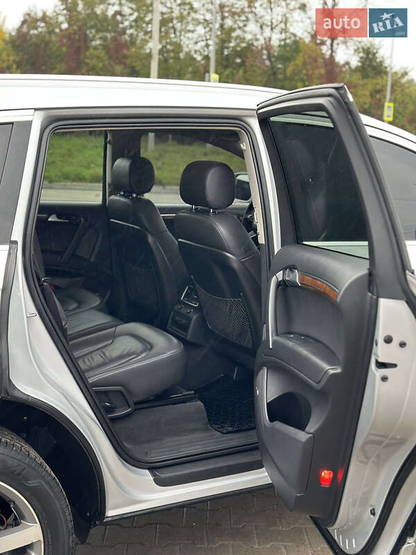 Позашляховик / Кросовер Audi Q7 2014 в Львові