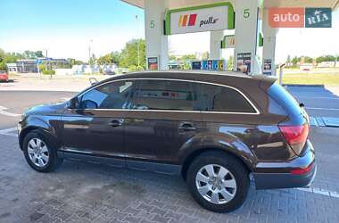 Внедорожник / Кроссовер Audi Q7 2014 в 