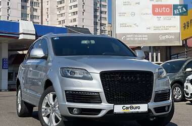 Внедорожник / Кроссовер Audi Q7 2009 в 