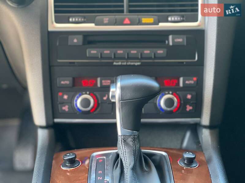 Внедорожник / Кроссовер Audi Q7 2009 в Одессе
