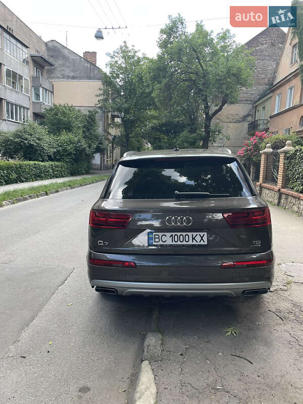 Внедорожник / Кроссовер Audi Q7 2016 в Дрогобыче