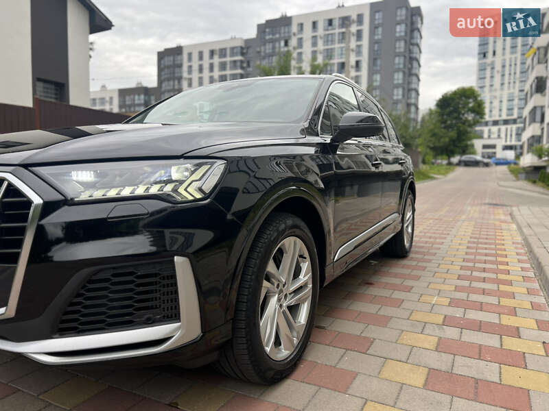 Внедорожник / Кроссовер Audi Q7 2019 в Львове