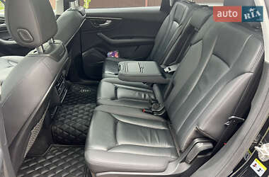 Внедорожник / Кроссовер Audi Q7 2019 в 