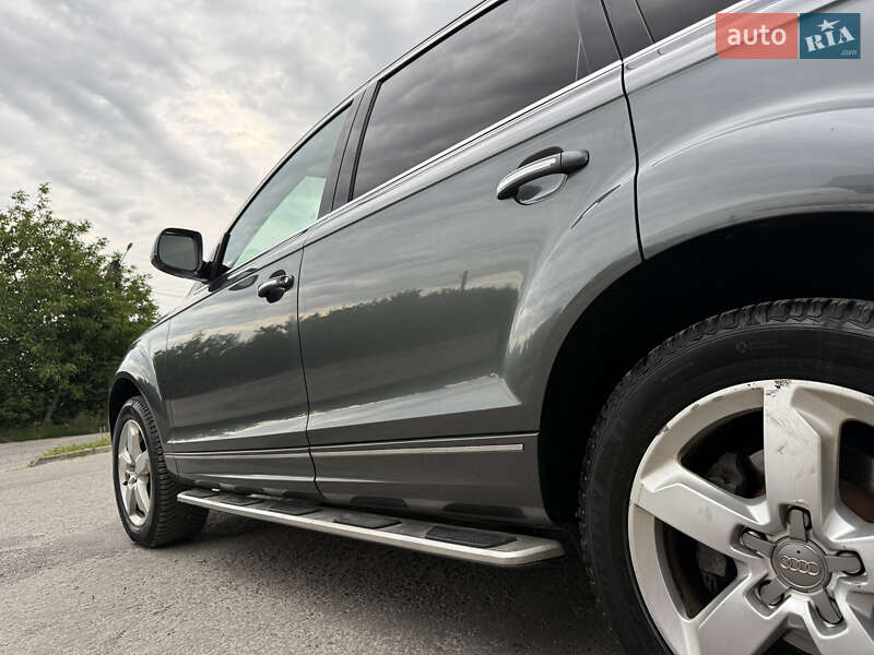 Внедорожник / Кроссовер Audi Q7 2013 в Кременце