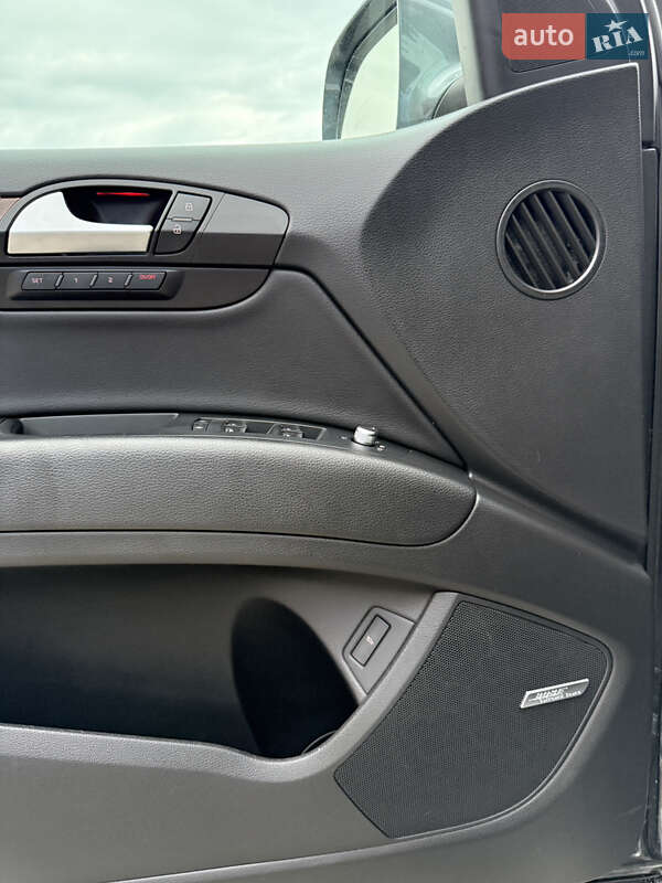 Внедорожник / Кроссовер Audi Q7 2013 в Кременце