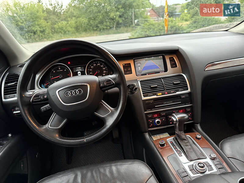 Внедорожник / Кроссовер Audi Q7 2013 в Кременце