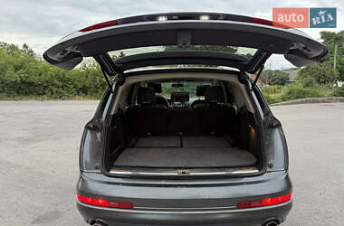 Позашляховик / Кросовер Audi Q7 2013 в 