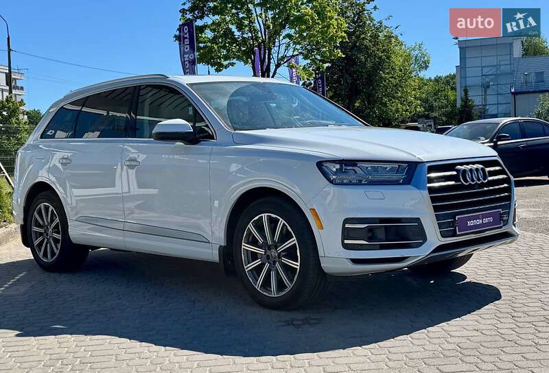 Внедорожник / Кроссовер Audi Q7 2017 в Львове