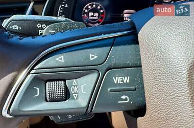 Внедорожник / Кроссовер Audi Q7 2017 в 