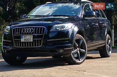 Внедорожник / Кроссовер Audi Q7 2012 в 