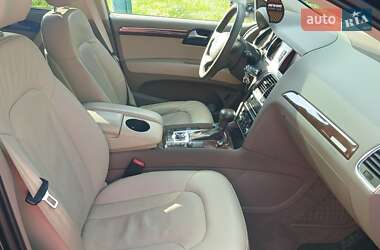Внедорожник / Кроссовер Audi Q7 2012 в 