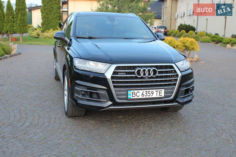 Внедорожник / Кроссовер Audi Q7 2016 в Жовкве