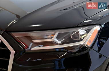 Внедорожник / Кроссовер Audi Q7 2021 в 