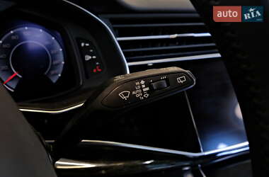 Внедорожник / Кроссовер Audi Q7 2021 в 