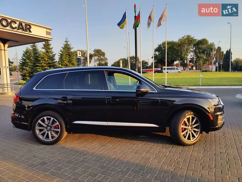 Внедорожник / Кроссовер Audi Q7 2016 в Одессе