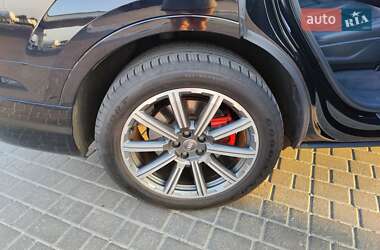 Внедорожник / Кроссовер Audi Q7 2016 в 