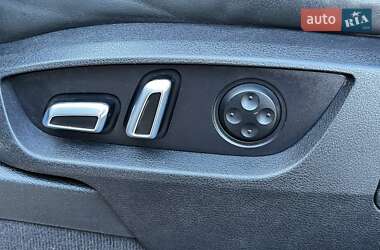 Позашляховик / Кросовер Audi Q7 2010 в 