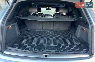 Позашляховик / Кросовер Audi Q7 2010 в 