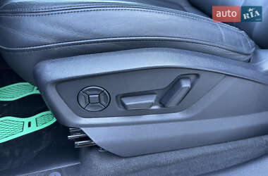 Внедорожник / Кроссовер Audi Q7 2021 в 