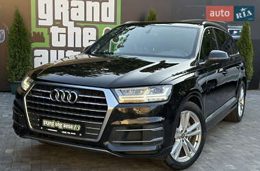 Внедорожник / Кроссовер Audi Q7 2016 в 