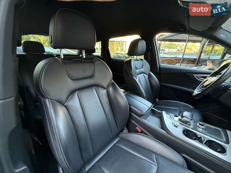 Внедорожник / Кроссовер Audi Q7 2016 в Киеве фото 43 Внедорожник / Кроссовер Audi Q7 2016 в Киеве