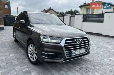 Позашляховик / Кросовер Audi Q7 2017 в 