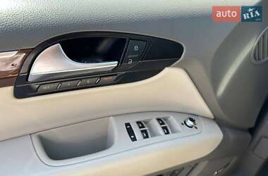 Внедорожник / Кроссовер Audi Q7 2012 в 